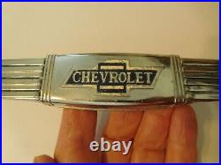 1937 Chevrolet Trunk Emblem 595744