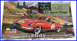 1964 Vtg Monogram Jaguar XK-E GT Sports Coupe Model Car Kit PC98-1098 FOR PARTS