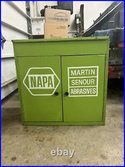 1970s NAPA Auto Parts Cabinet Garage Shop Martin Senour Green Advertising Car