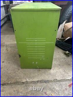 1970s NAPA Auto Parts Cabinet Garage Shop Martin Senour Green Advertising Car