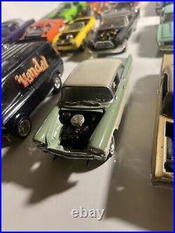 22 VTG Plastic Model Car Lot Collection Bulk Junkyard 1960s-80s 124 125