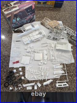 Amt 1965 Pontiac Grand Prix Original Show'n Go Kit! Circa 1969! Vmcp