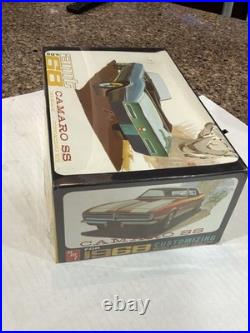 Amt 1968 Chevy Camaro Ss Annual Original Factory Sealed Kit! Circa 1968! Vmcp
