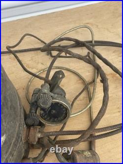 Antique Estate American Bosch 634-A Car Radio Accessory Parts or Repair