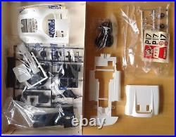 Bandai 124 Porsche Carrera 10 Vintage Model Car Kit No. 6302-350, Complete