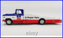 Dodge D-300 Mopar Parts Ramp Truck Vintage Race Car Hauler 118 Acme A1801903
