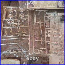 Fairlady SR311 Unassembled Car Parts Vintage Model, Box Damaged, No Returns Fairlady SR311 Unassembled Car Parts Vintage Model, Box Damaged, No Returns