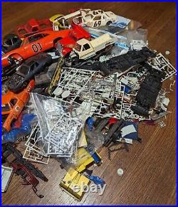 Huge VTG Model Kit Auto Wreck Junkyard Parts Galore Lot All Types of Cars 8lbs