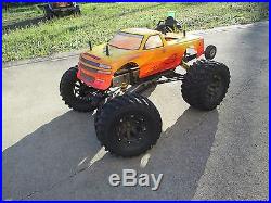 Kyosho Mad Force Vintage Rtr Brushless Monster Truck + Extra Parts