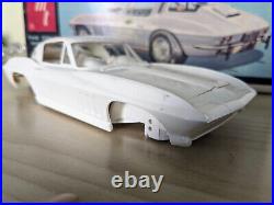 L@@k! Rare Original Vintage Amt 1966 Corvette Sting Ray Kit Complete Parts