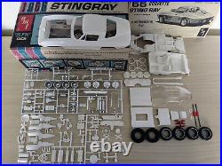 L@@k! Rare Original Vintage Amt 1966 Corvette Sting Ray Kit Complete Parts