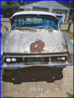 Lot of 3 original Citroen cars (DS21, ID19) from 60s & 70s for parts vintage