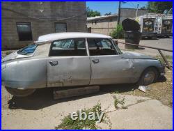 Lot of 3 original Citroen cars (DS21, ID19) from 60s & 70s for parts vintage