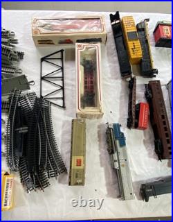 Lot of Vintage HO Scale Freight Cars Engines Tracks Parts Accessories Read Desc Lot of Vintage HO Scale Freight Cars Engines Tracks Parts Accessories Read Desc