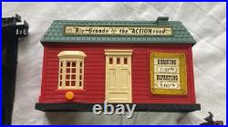 Lot of Vintage HO Scale Freight Cars Engines Tracks Parts Accessories Read Desc Lot of Vintage HO Scale Freight Cars Engines Tracks Parts Accessories Read Desc