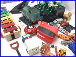 Mixed Vintage Lot Toys Figures Parts View Master Star Trek Phone Frog Band Cars