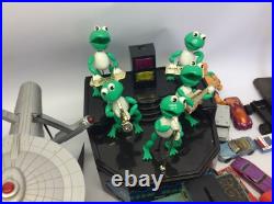 Mixed Vintage Lot Toys Figures Parts View Master Star Trek Phone Frog Band Cars