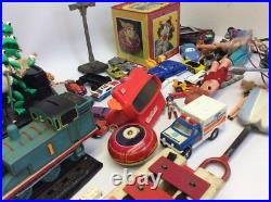 Mixed Vintage Lot Toys Figures Parts View Master Star Trek Phone Frog Band Cars