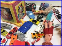 Mixed Vintage Lot Toys Figures Parts View Master Star Trek Phone Frog Band Cars