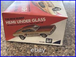 Mpc 1969 Barracuda Hemi Under Glass Original Kit! Circa 1969! Vmcp