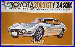 NBK 124 Toyota 2000GT Vintage Model Car Kit, Complete