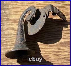 Old Vintage Antique Automobile Vehicle Car Auto Truck Horn Part with Bracket