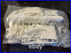 RARE Vintage AMT 1969 Ford Torino 1/25 Scale Model Sealed Parts Box Great Shape