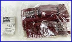 Rare Revell 1962 Chrysler Imperial 1/25 Parts Sealed Annual Issue Vintage Kit
