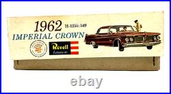 Rare Revell 1962 Chrysler Imperial 1/25 Parts Sealed Annual Issue Vintage Kit