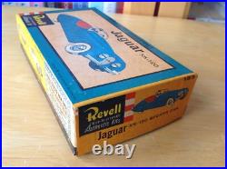 Revell 132 Jaguar XK-120 Vintage Model Car Kit H-56-79, Complete