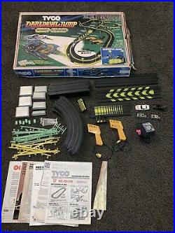 TYCO Daredevil Jump Nite Glow Vintage 80s Toy Slot Car Racing Set Parts Box Asis