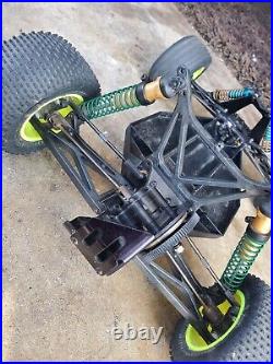 Team Associated T3 RC Car FOR PARTS OR ROLLER BUILD. SELLING AS IS VINTAGE