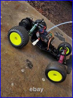 Team Losi Mini-T Vintage RC Car FOR PARTS OR REPAIR (SELLING AS IS) 1/18 Scale