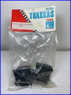 Traxxas 1681 Gear Box Halves, (L&R), Bullet, Sledgehammer, Black, Vintage, RARE