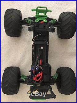 Traxxas Grave Digger 30th Anniversary Vintage Monster Jam Limited Edition