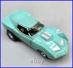 VINTAGE Aurora Slot Case with 6 HO Slot Car Bodies & Parts