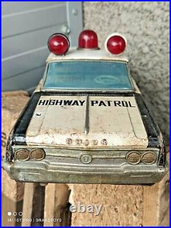 VINTAGE CADILLAC 1957 SEDAN LIMOUSINE TIN TOY CAR 60's JAPAN GERMANY FOR PARTS