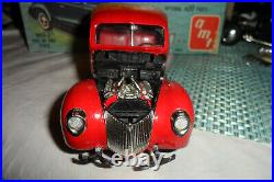 VINTAGE MODEL LOT OF1BUILT PARTS WITH BOX 19 lot 0 1 0 0