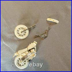 VINTAGE MPC 1975 DODGE VAN withYAMAHA DIRT BIKE 1/25 SCALE MODEL CAR KIT PARTS VINTAGE MPC 1975 DODGE VAN withYAMAHA DIRT BIKE 1/25 SCALE MODEL CAR KIT PARTS