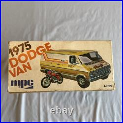 VINTAGE MPC 1975 DODGE VAN withYAMAHA DIRT BIKE 1/25 SCALE MODEL CAR KIT PARTS VINTAGE MPC 1975 DODGE VAN withYAMAHA DIRT BIKE 1/25 SCALE MODEL CAR KIT PARTS