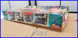 VTG 1962 Monogram 18 Big T Hot Rod Parts Body-Tires-Decals-Box & More Shelf L4