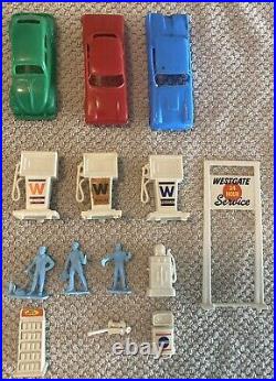 VTG 1968 Marx Toys Westgate Auto Center Plastic Gas Pump Cars Parts 1/32 Figure