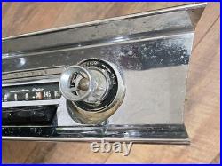 VTG Oldsmobile Model 982029 Delco Radio Salvaged Car Part