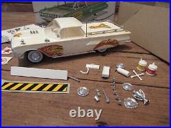 Vintage 1960 Chevrolet EL CAMINO Car Plastic Model Kit 3n1 Junkyard Parts