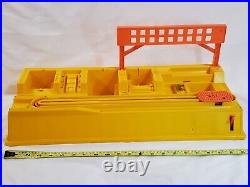 Vintage 1964 REMCO Barney's Auto Factory + Cars Parts R Repair Assembly Line