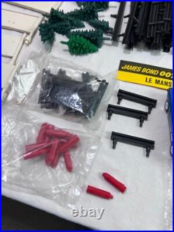 Vintage AC GILBERT 1965 James Bond 007 Road Race Slot Car Track EXTRA PARTS CARS