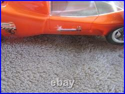 Vintage Classic Industries Orange Stinger 1/24 Slot Car with Box & Parts List