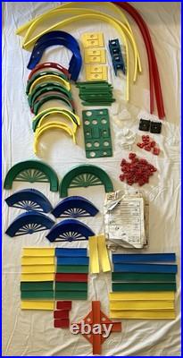 Vintage HUGE Darda Motors Lot Race Track Parts Pieces 3 Cars Wind Up Toy Racecar