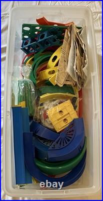 Vintage HUGE Darda Motors Lot Race Track Parts Pieces 3 Cars Wind Up Toy Racecar