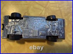 Vintage Hot Wheels Redline 1970 Side Kick US Magenta Moving Parts Work